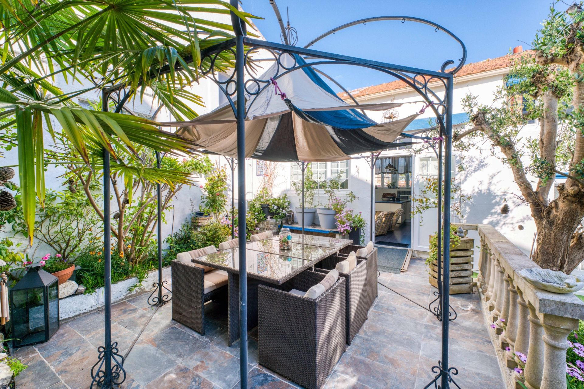 house 6 Rooms for sale on ST DENIS D OLERON (17650)