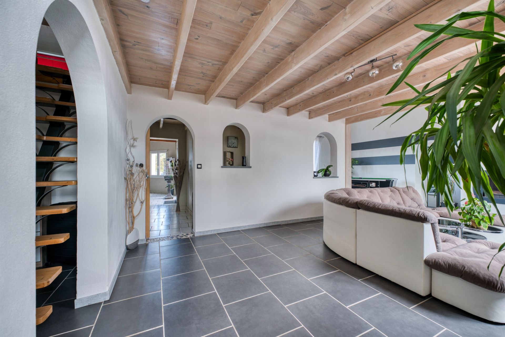 house 5 Rooms for sale on LE CHATEAU D OLERON (17480)