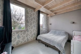 house 5 Rooms for sale on LE CHATEAU D OLERON (17480)