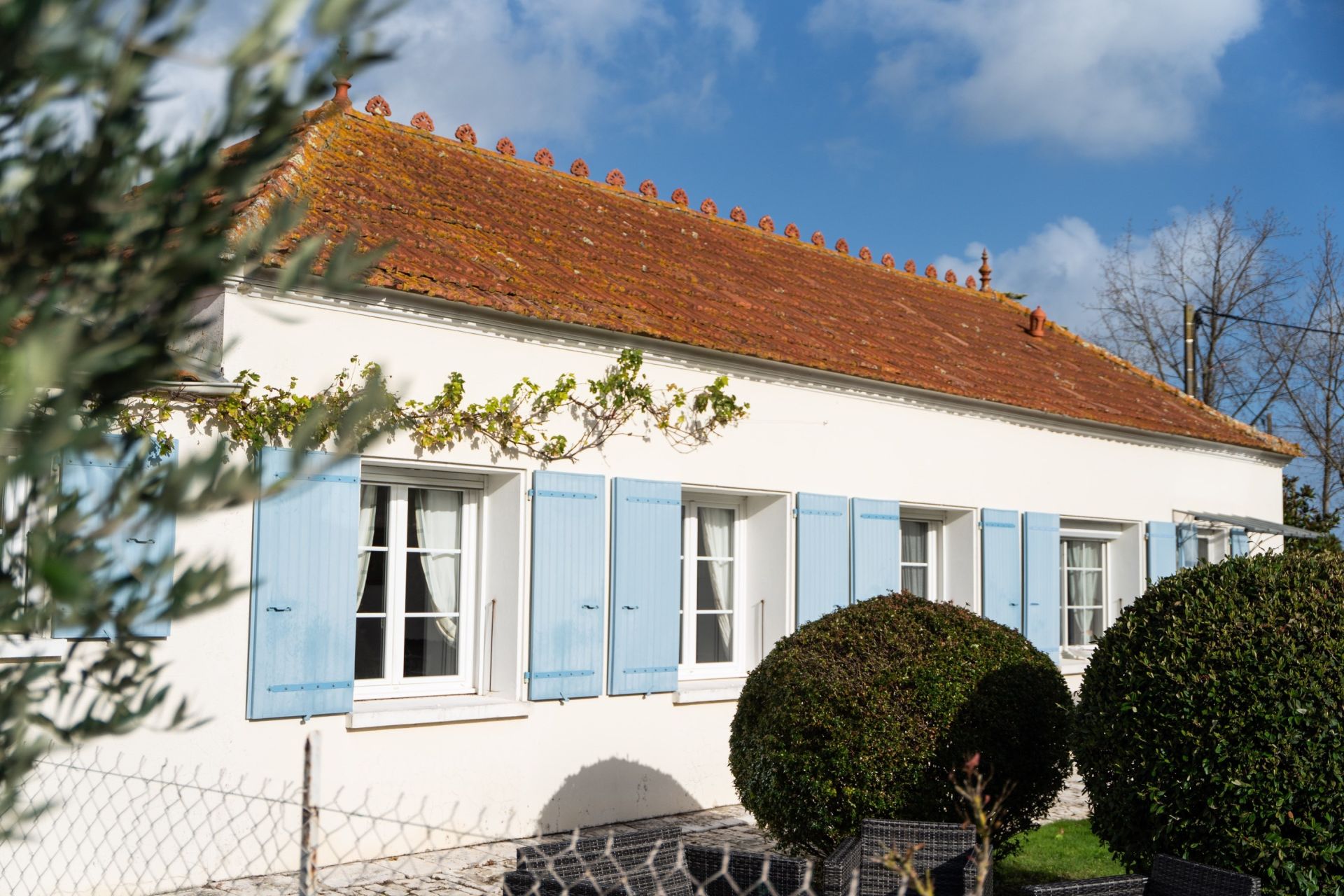 house 9 Rooms for sale on ST PIERRE D OLERON (17310)