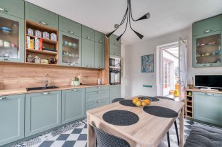 house 9 Rooms for sale on ST PIERRE D OLERON (17310)