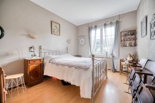 house 9 Rooms for sale on ST PIERRE D OLERON (17310)