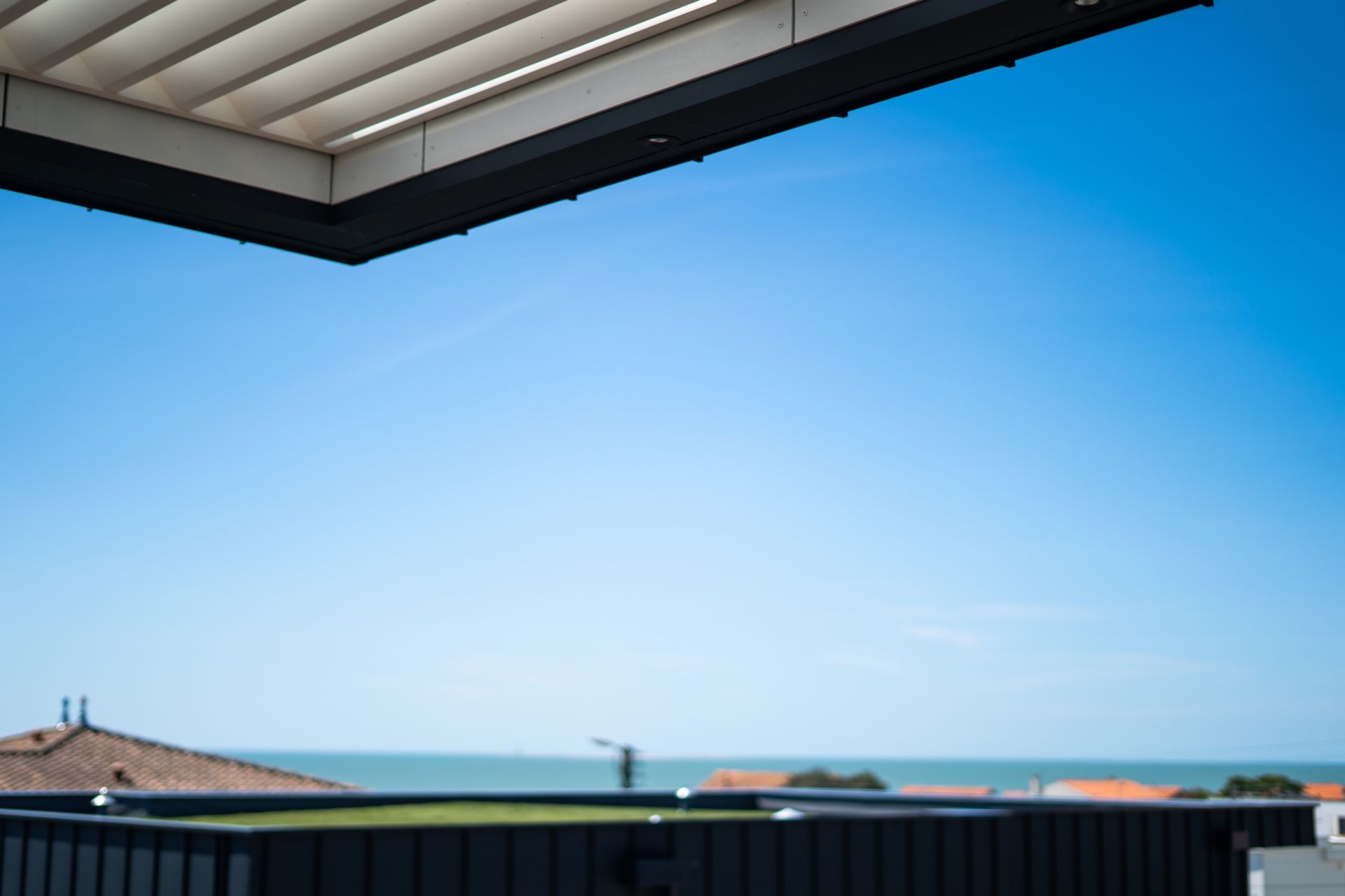 house 6 Rooms for sale on VAUX SUR MER (17640)