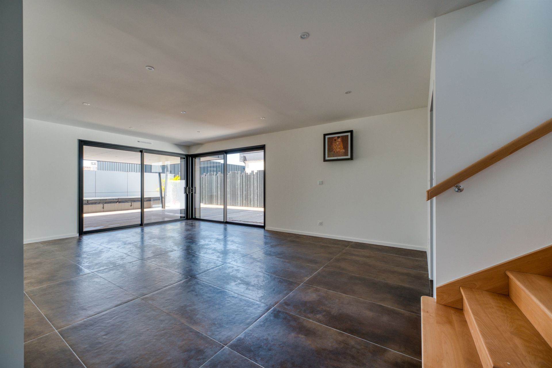 house 6 Rooms for sale on VAUX SUR MER (17640)