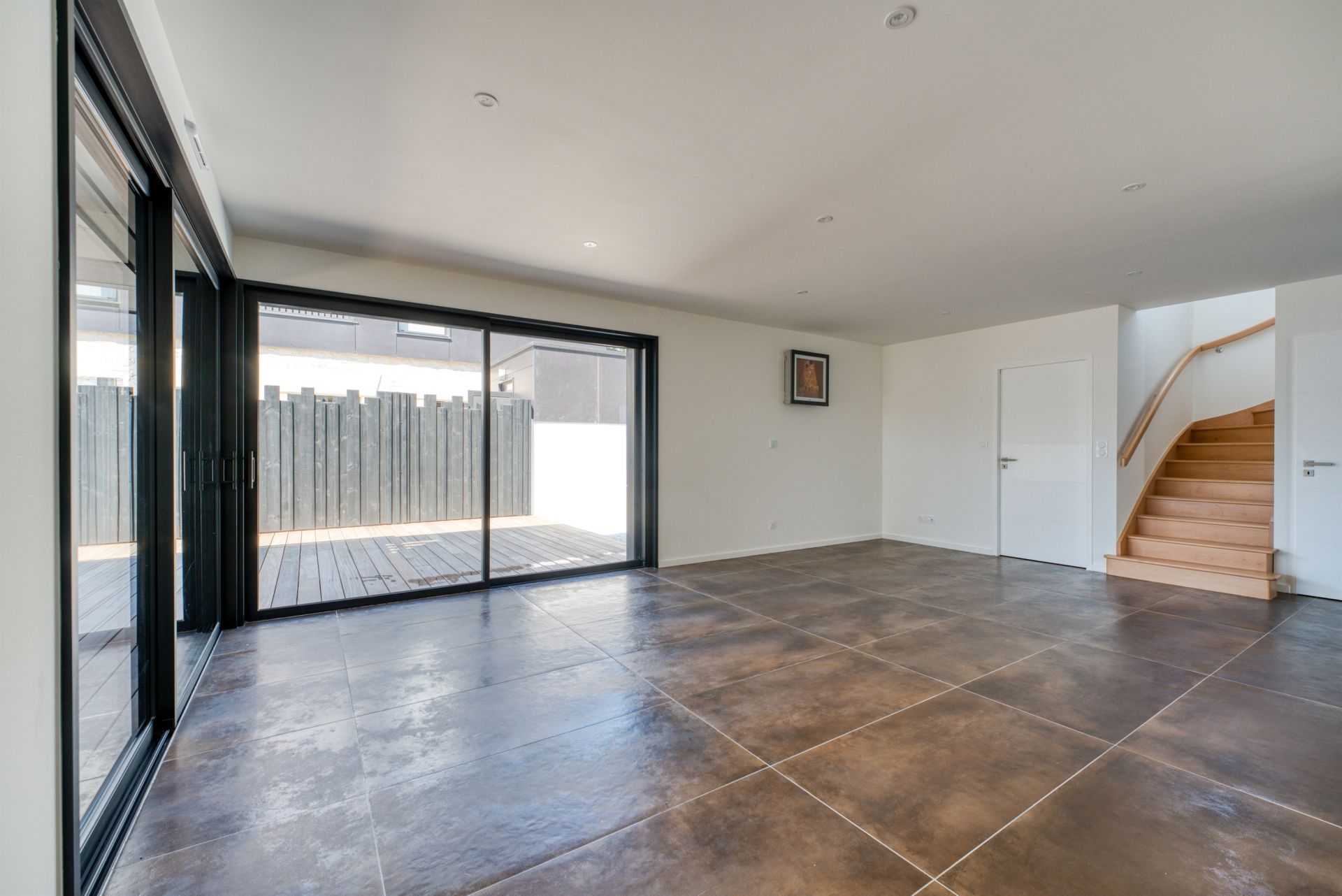 house 6 Rooms for sale on VAUX SUR MER (17640)