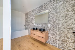 house 6 Rooms for sale on VAUX SUR MER (17640)