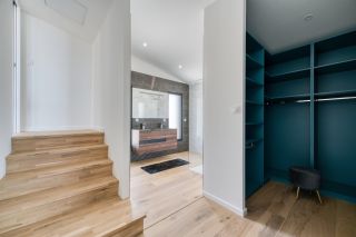 house 6 Rooms for sale on VAUX SUR MER (17640)