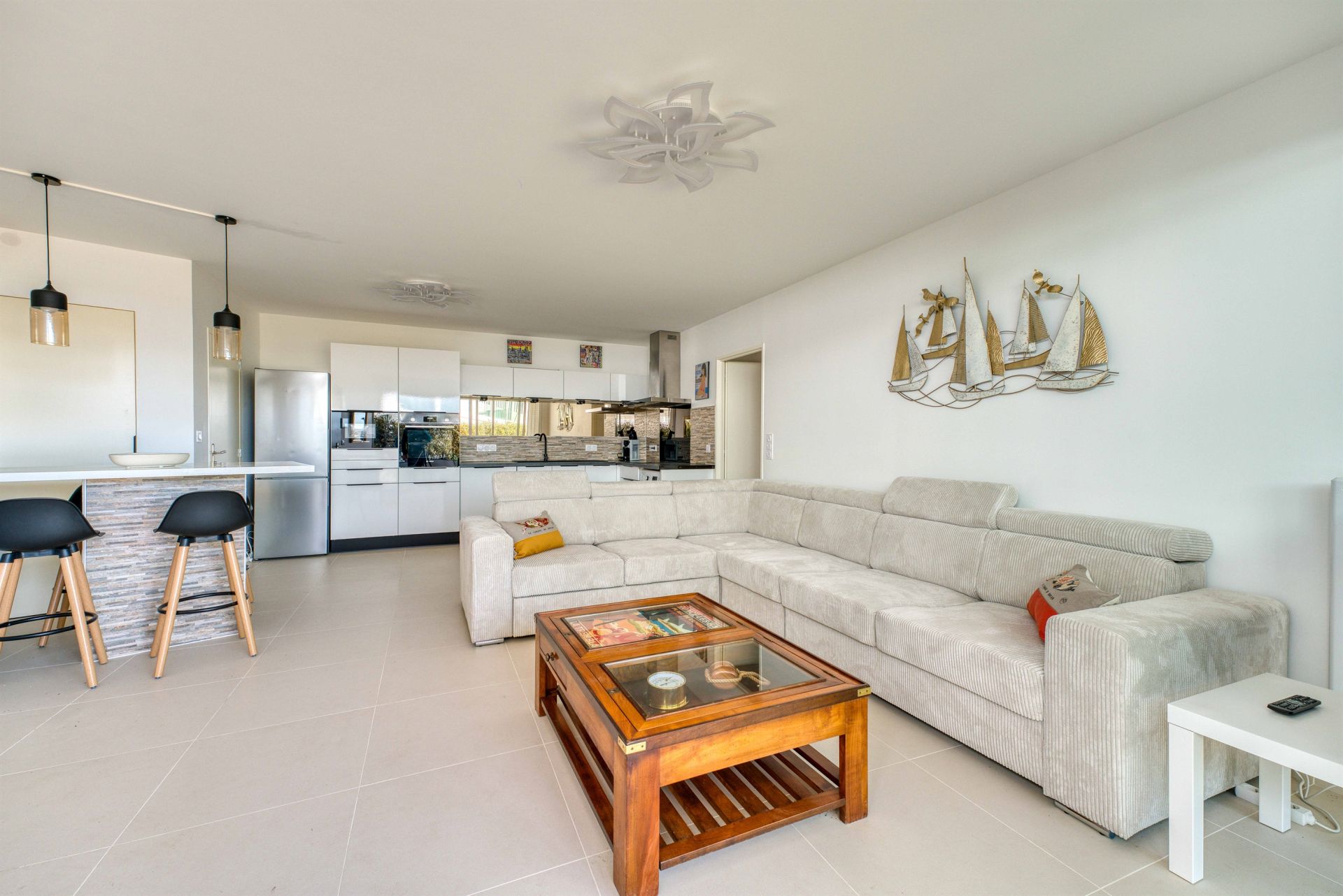 apartment 2 Rooms for sale on ROYAN (17200)
