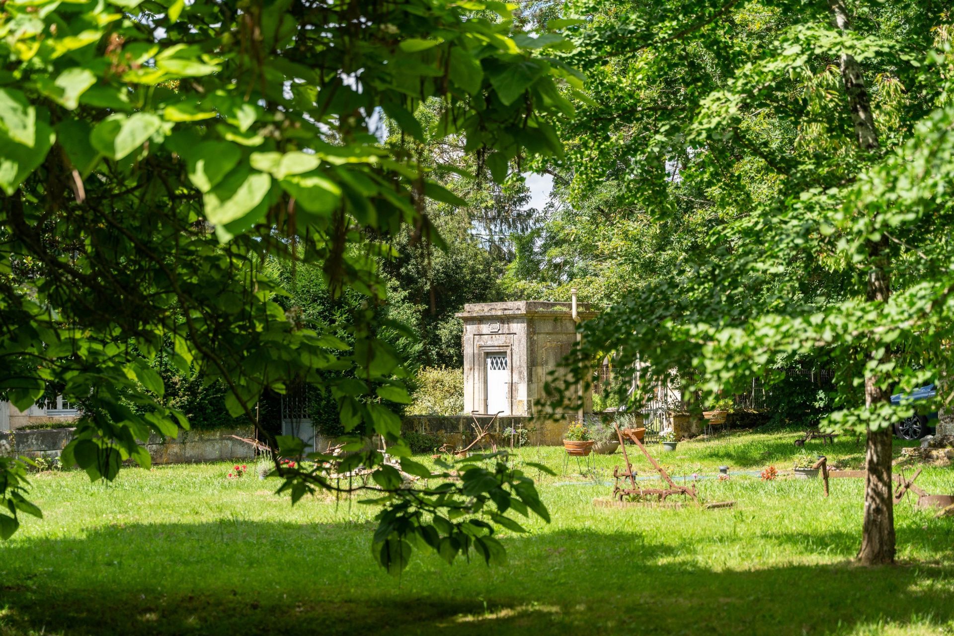 maison 14 Pièces en vente sur PESSINES (17810)