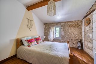 maison 14 Pièces en vente sur PESSINES (17810)