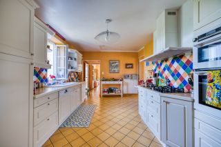 propriété 12 Pièces en vente sur LA GRIPPERIE ST SYMPHORIEN (17620)