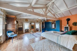 propriété 12 Pièces en vente sur LA GRIPPERIE ST SYMPHORIEN (17620)