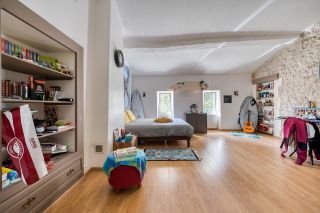 propriété 12 Pièces en vente sur LA GRIPPERIE ST SYMPHORIEN (17620)