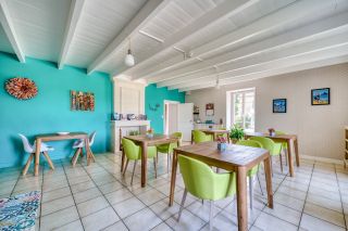 propriété 12 Pièces en vente sur LA GRIPPERIE ST SYMPHORIEN (17620)