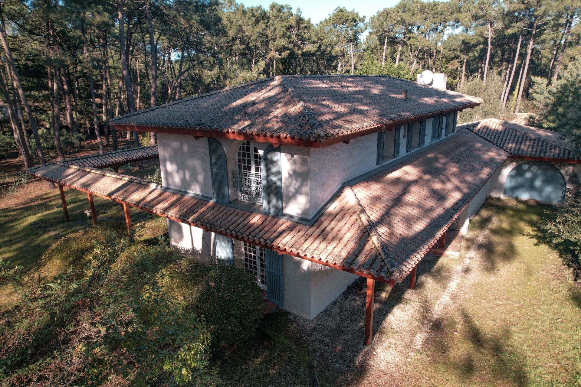 maison 7 Pièces en vente sur LES MATHES (17570)