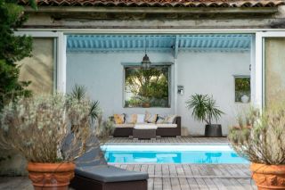 castle 32 Rooms for sale on CHAILLEVETTE (17890)