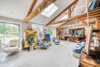 castle 32 Rooms for sale on CHAILLEVETTE (17890)