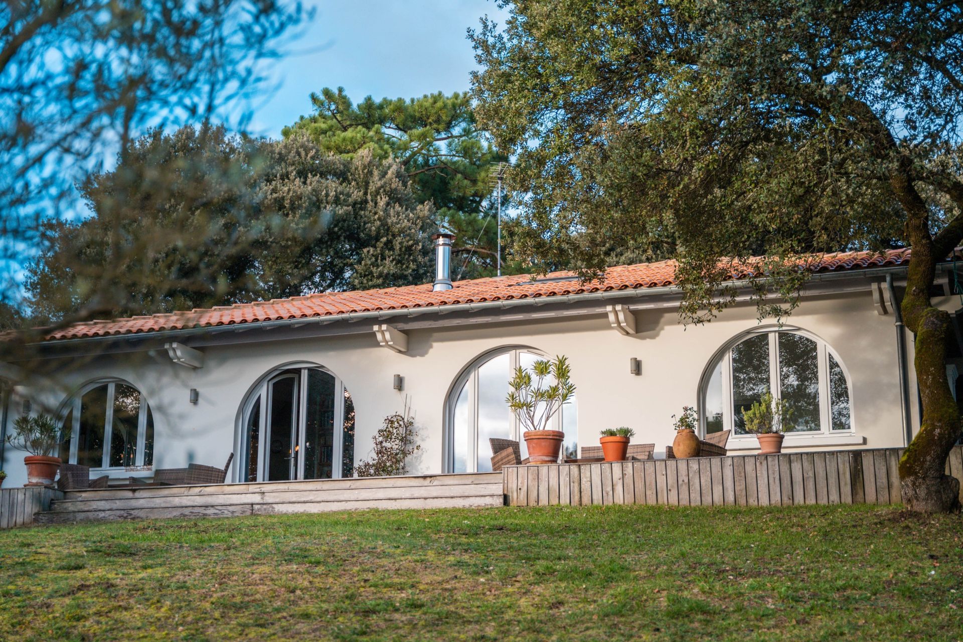 house 5 Rooms for sale on ST GEORGES DE DIDONNE (17110)