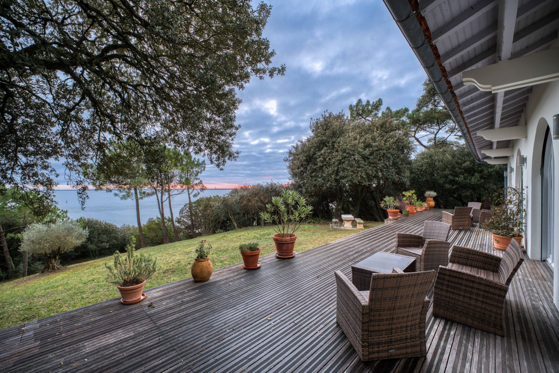 house 5 Rooms for sale on ST GEORGES DE DIDONNE (17110)