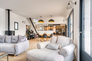 villa 7 Rooms for sale on ST PALAIS SUR MER (17420)