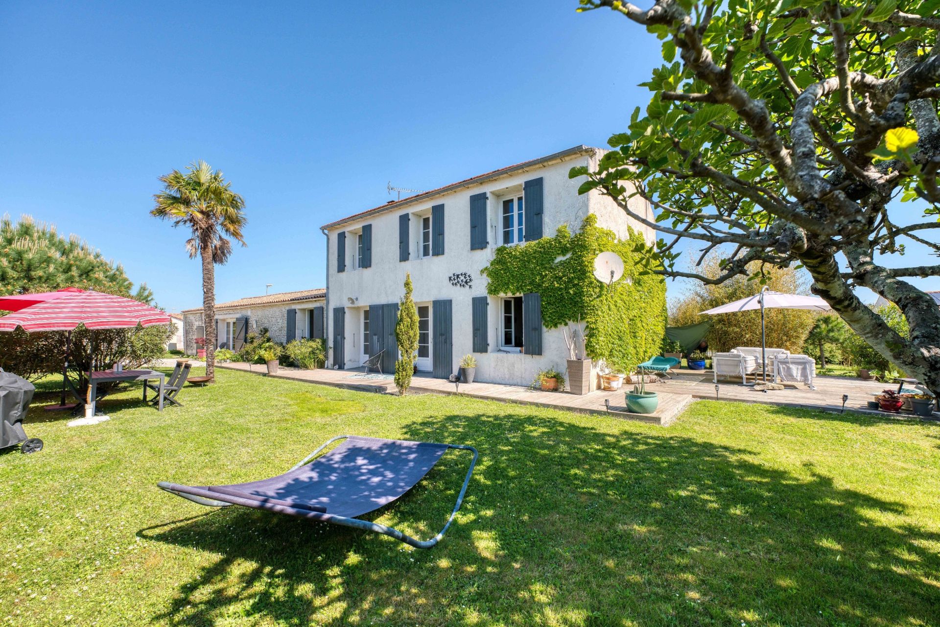 house 6 Rooms for sale on DOLUS D OLERON (17550)