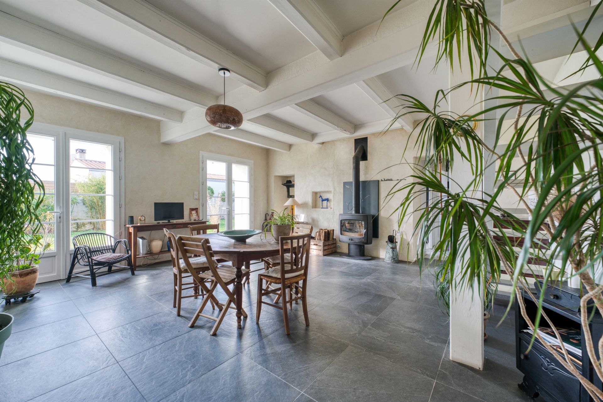 house 6 Rooms for sale on DOLUS D OLERON (17550)