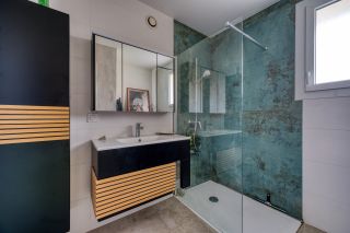 house 6 Rooms for sale on DOLUS D OLERON (17550)