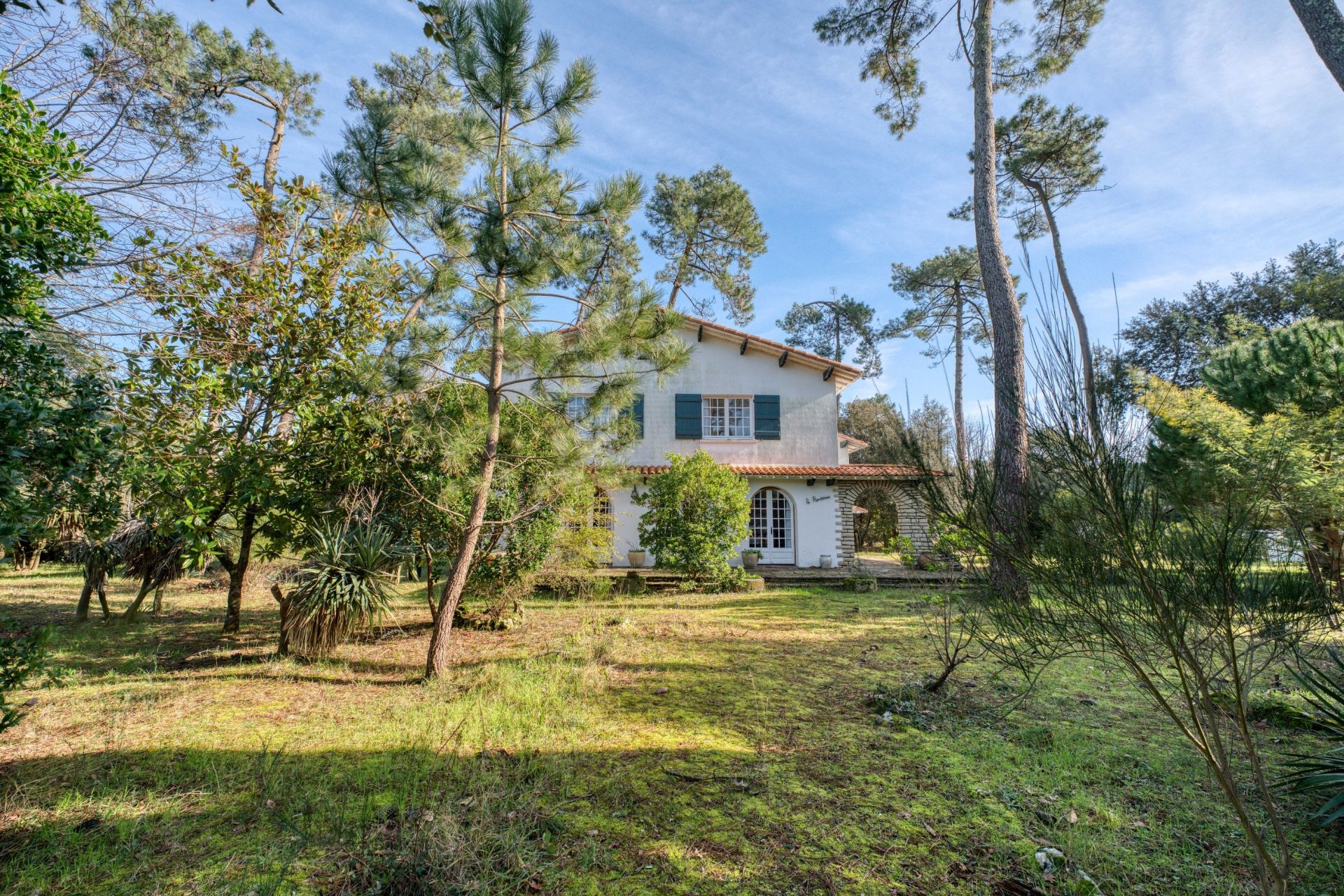 villa 8 Pièces en vente sur RONCE LES BAINS (17390)