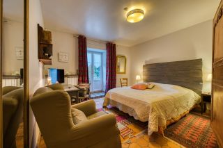 maison 12 Pièces en vente sur NIEULLE SUR SEUDRE (17600)