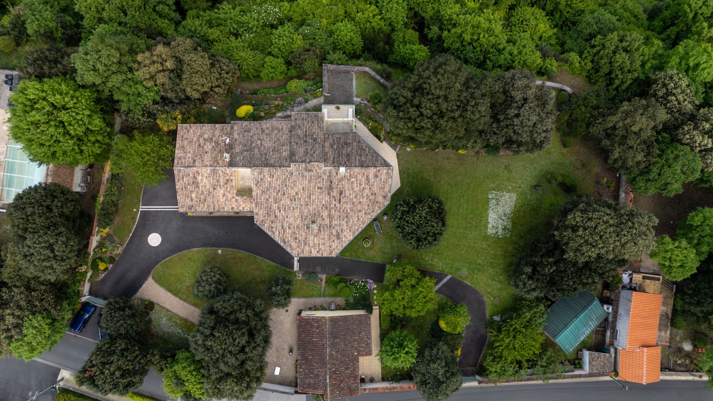 maison d'architecte 7 Pièces en vente sur COGNAC (16100)