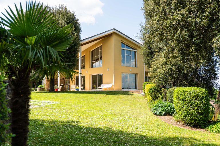 maison d'architecte 7 Pièces en vente sur COGNAC (16100)