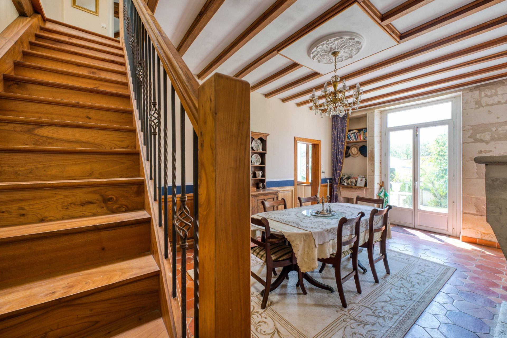 house 8 Rooms for sale on ST DIZANT DU GUA (17240)