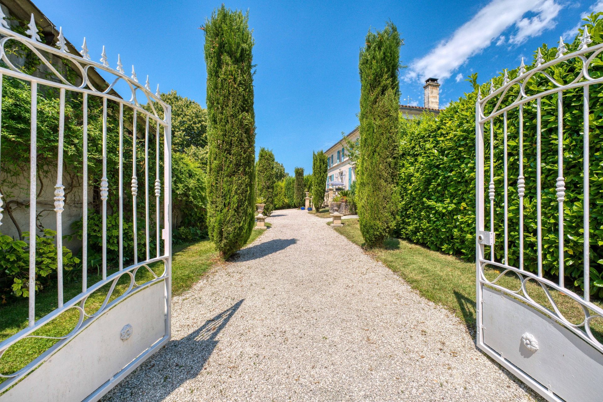 maison 8 Pièces en vente sur ST DIZANT DU GUA (17240)