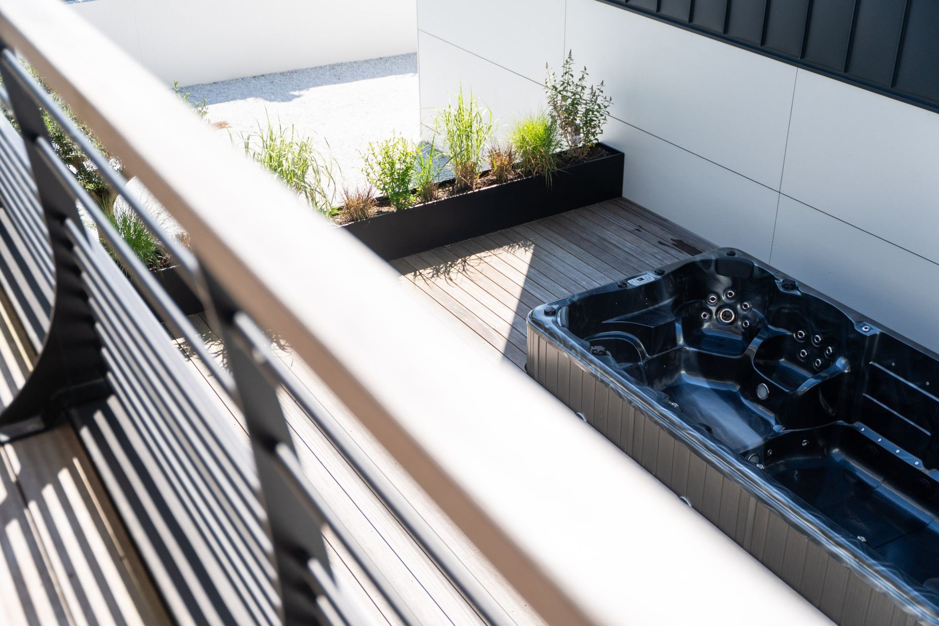 house 6 Rooms for sale on VAUX SUR MER (17640)