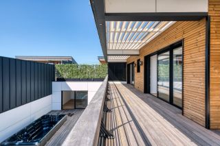 house 6 Rooms for sale on VAUX SUR MER (17640)