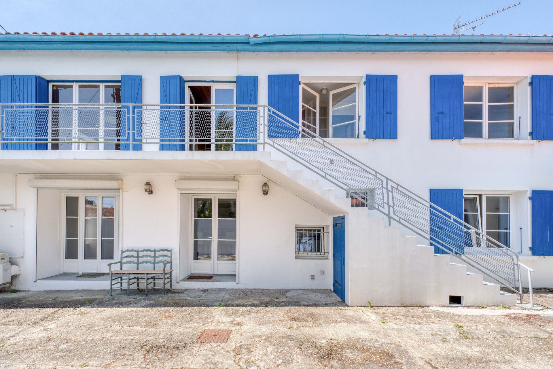 house 8 Rooms for sale on ST DENIS D OLERON (17650)