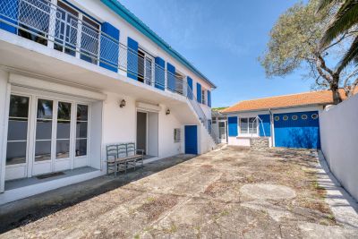 Vente Maison Saint-Denis-d'Oléron 8 Pièces 178 m²