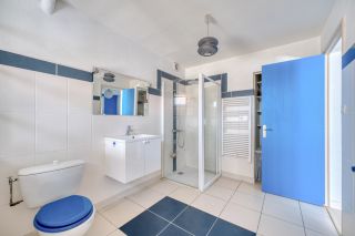 house 8 Rooms for sale on ST DENIS D OLERON (17650)