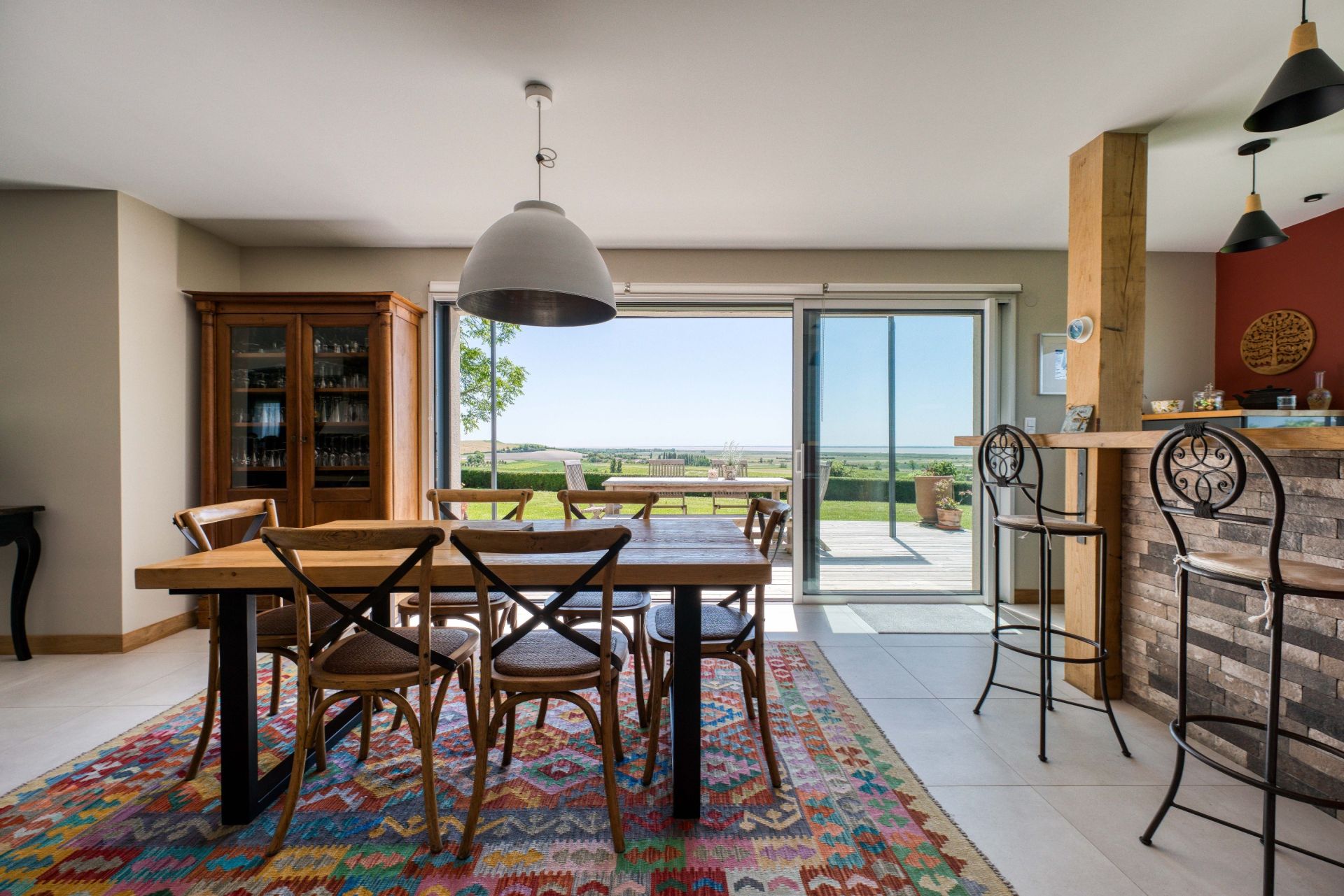 house 6 Rooms for sale on FLOIRAC (17120)