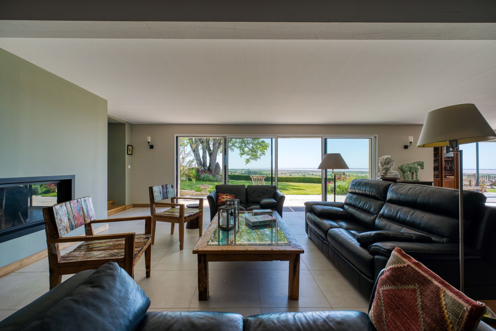 house 6 Rooms for sale on FLOIRAC (17120)