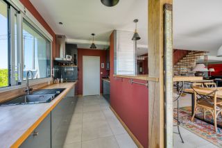 house 6 Rooms for sale on FLOIRAC (17120)