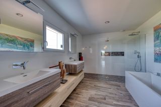 house 6 Rooms for sale on FLOIRAC (17120)