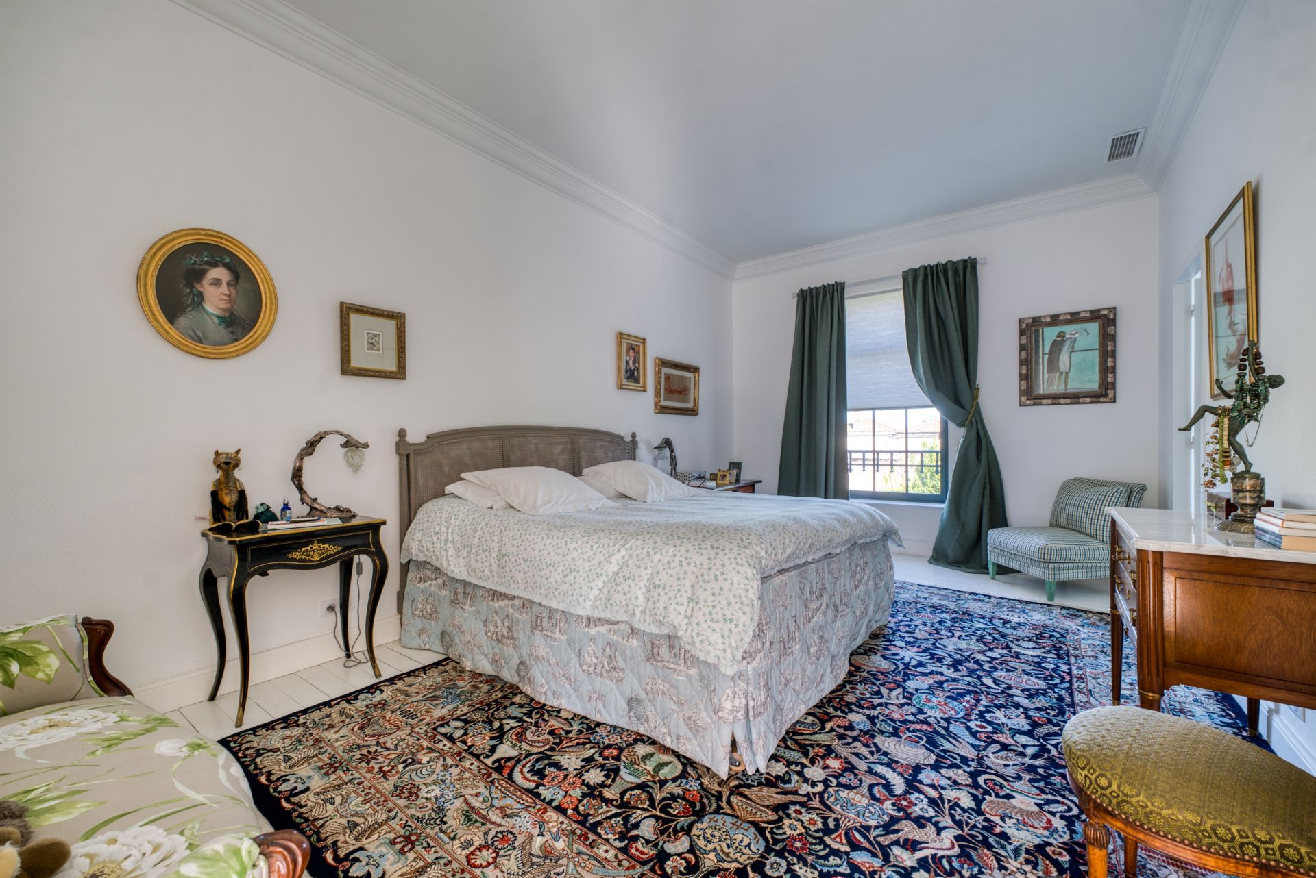 maison bourgeoise 11 Pièces en vente sur BRIE SOUS MORTAGNE (17120)