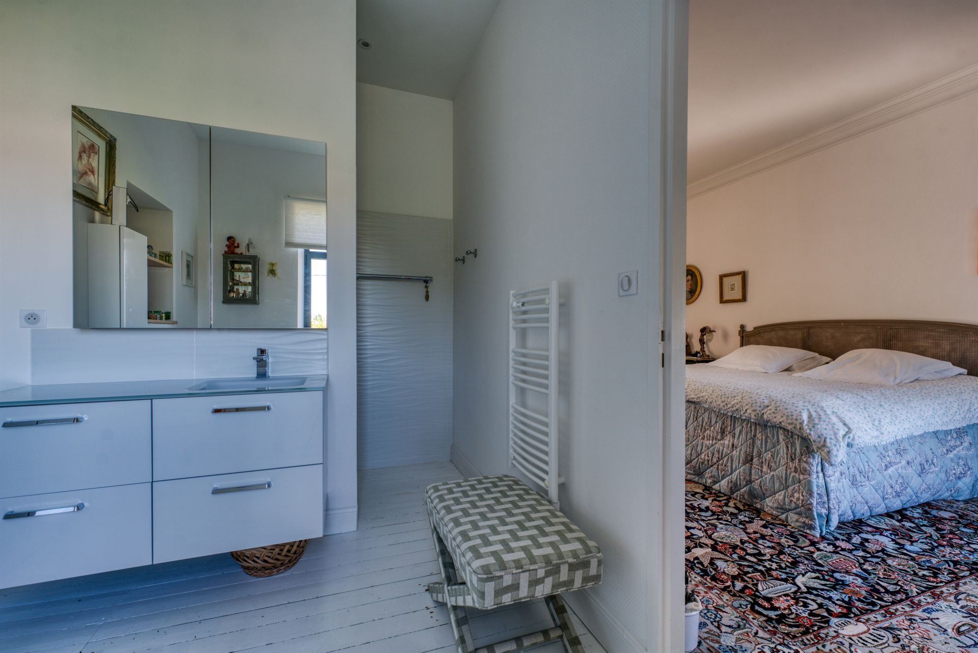 maison bourgeoise 11 Pièces en vente sur BRIE SOUS MORTAGNE (17120)