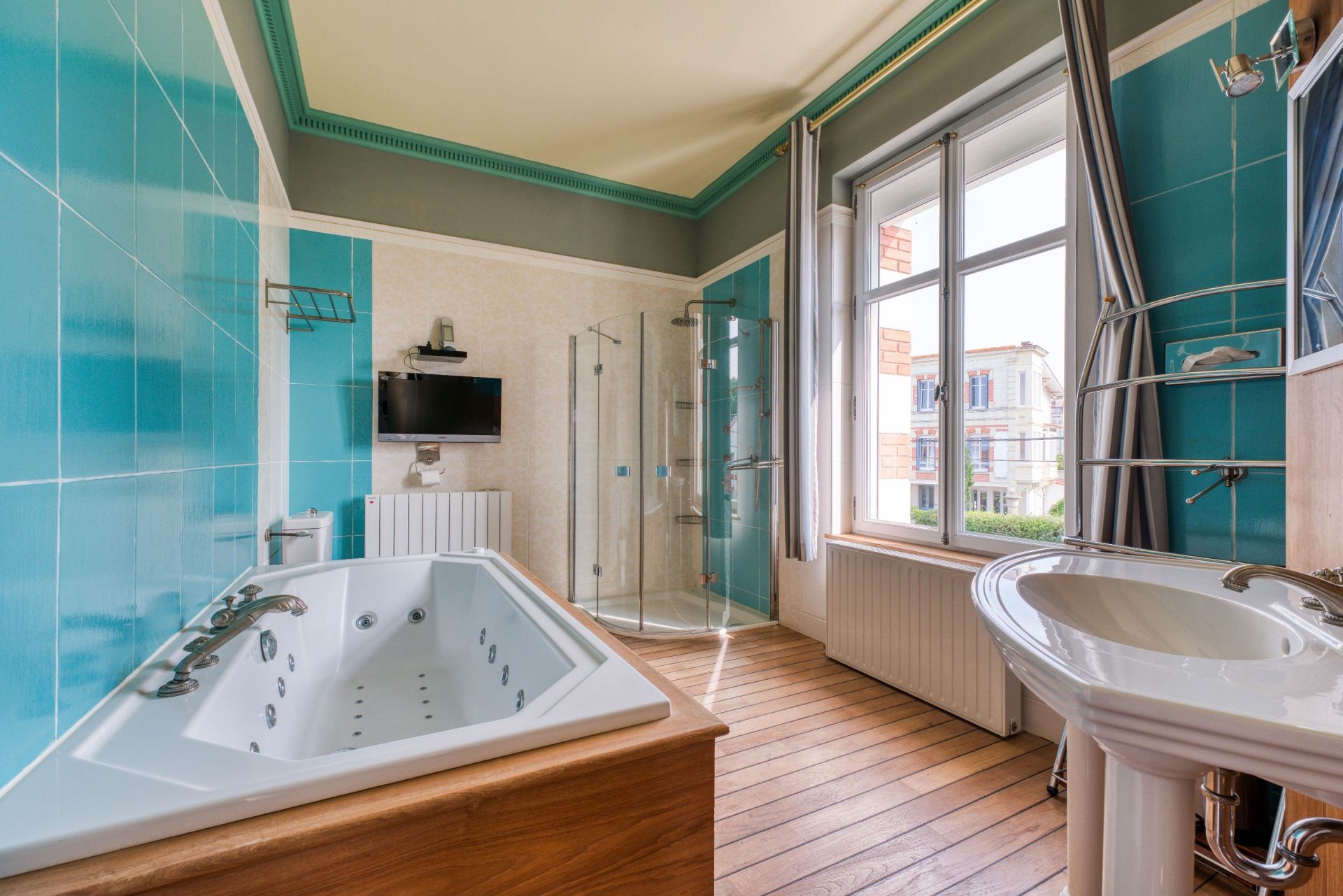 maison bourgeoise 9 Pièces en vente sur ROYAN (17200)