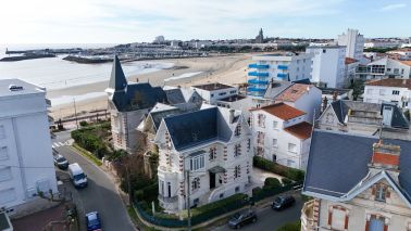 maison bourgeoise 9 Pièces en vente sur ROYAN (17200)