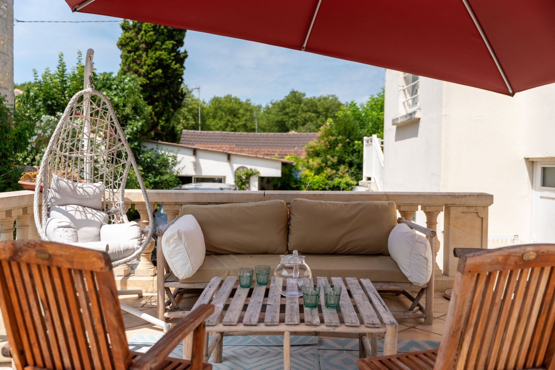 villa 8 Rooms for sale on ROYAN (17200)