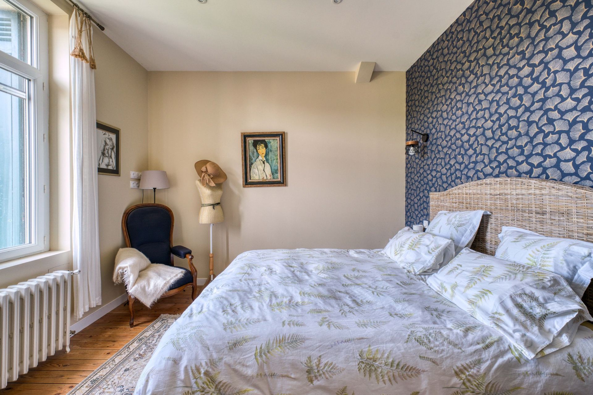 villa 8 Rooms for sale on ROYAN (17200)