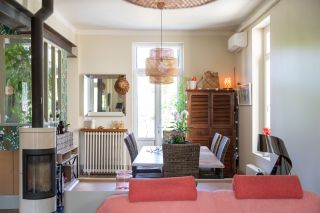 villa 8 Rooms for sale on ROYAN (17200)