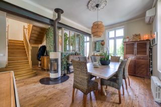 villa 8 Rooms for sale on ROYAN (17200)